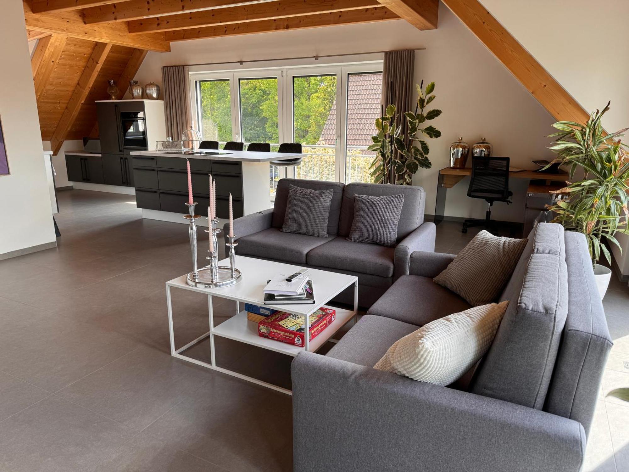 Moderne Ferienunterkunft/Wohnung Burgthann Екстер'єр фото